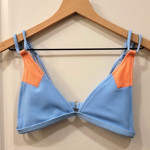 Cupshe Texturized Colorblock Bikini - Picture 2 of 6